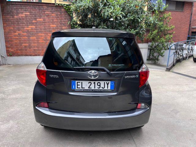 TOYOTA Verso-S 1.4D tetto panoramico unico proprietario