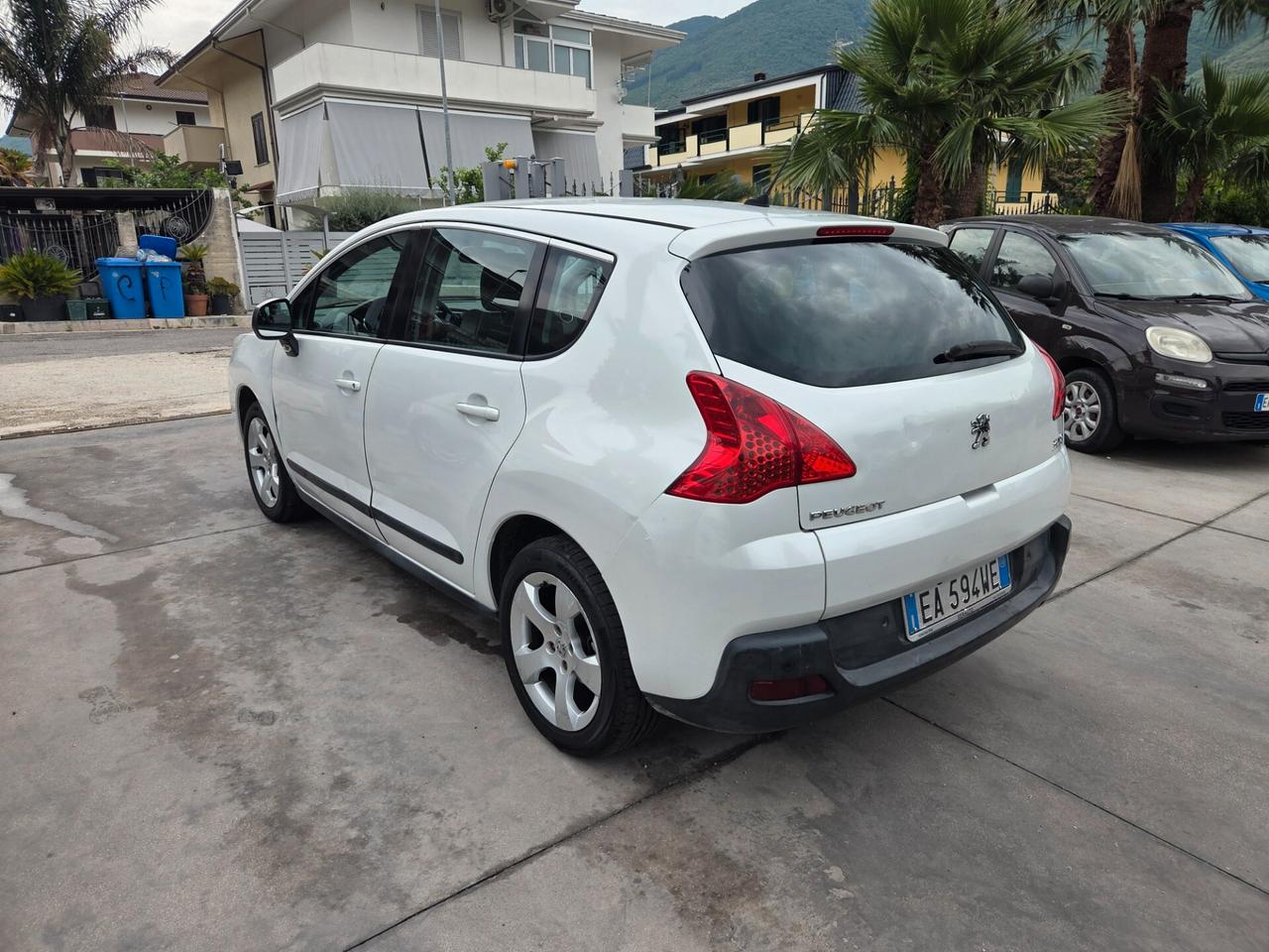 Peugeot 3008 1.6 HDi 110CV cambio robotizzato - TAGLIANDATA