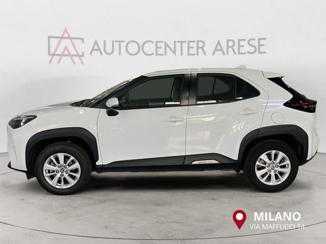 TOYOTA Yaris Cross 1.5 Hybrid 5p. E-CVT AWD-i Business