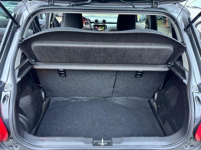 SUZUKI Swift 1.2 Hybrid Top