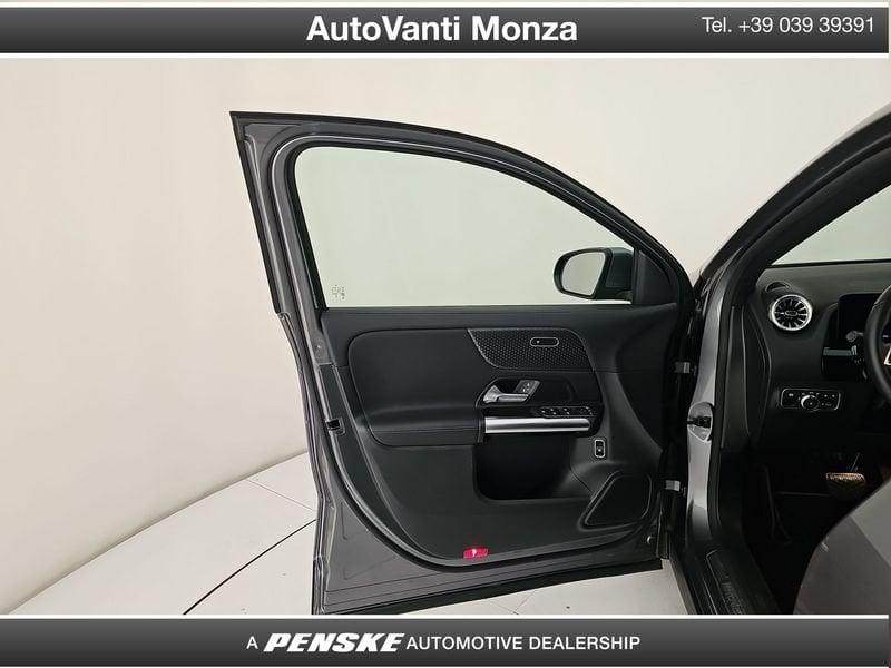 Mercedes-Benz GLA MERCEDES 200 D 4MATIC ADVANCED