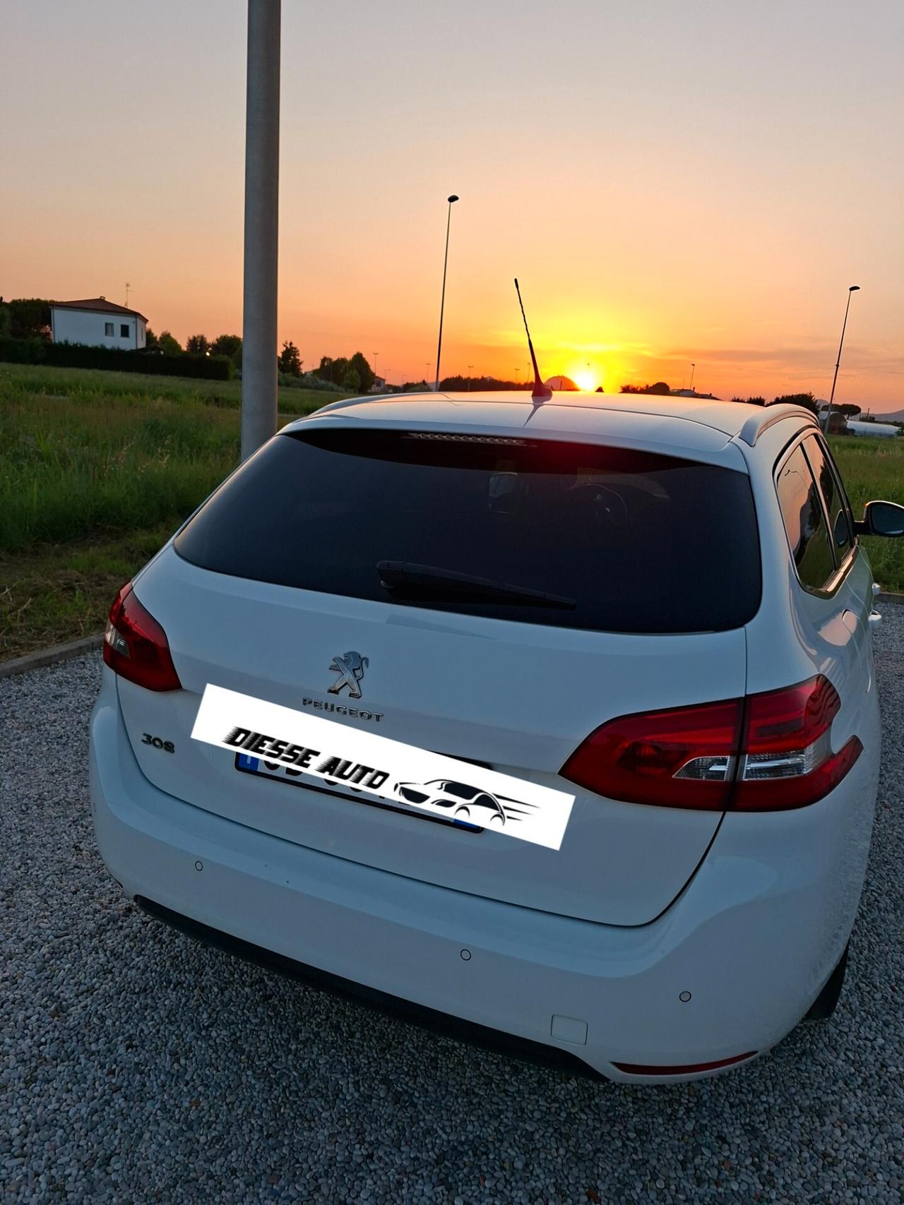 Peugeot 308 BlueHDi 130 S&S SW Allure GARANZIA