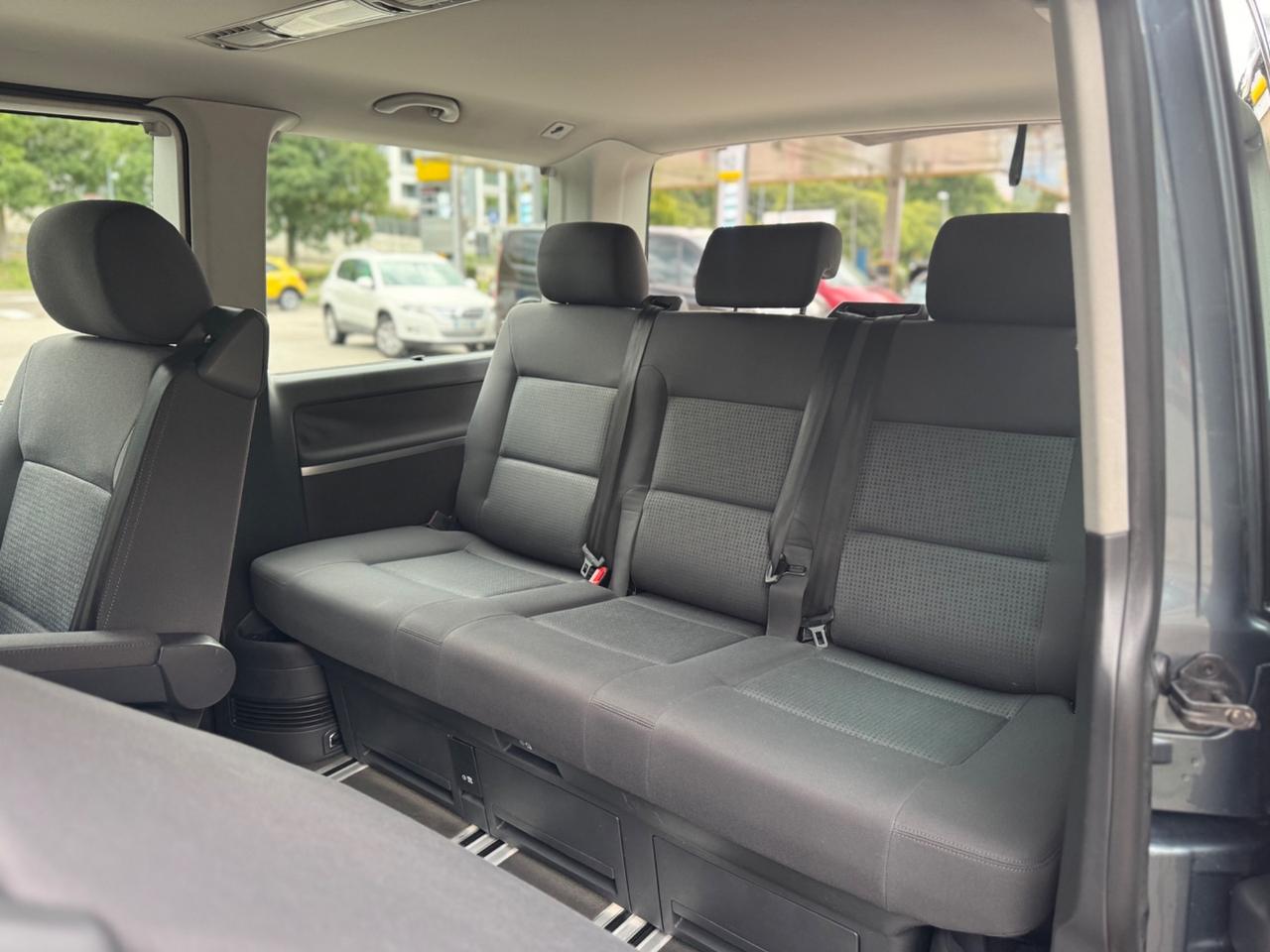 Volkswagen Multivan 2.5 TDI 174cv GANCIO DI TRAINO