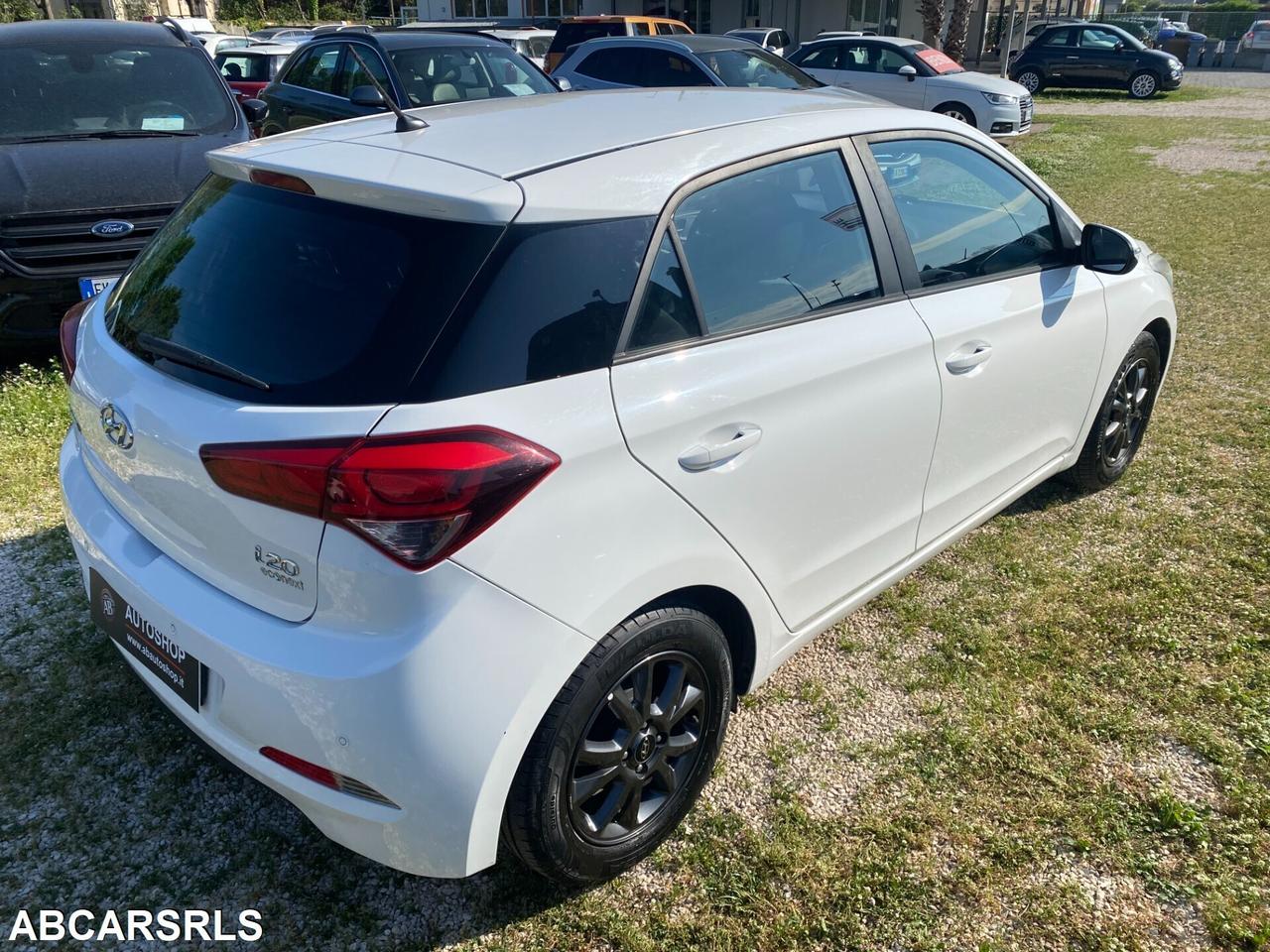 HYUNDAI - i20 - 1.2 GPL 5p. Blackline - NEOPATENTA