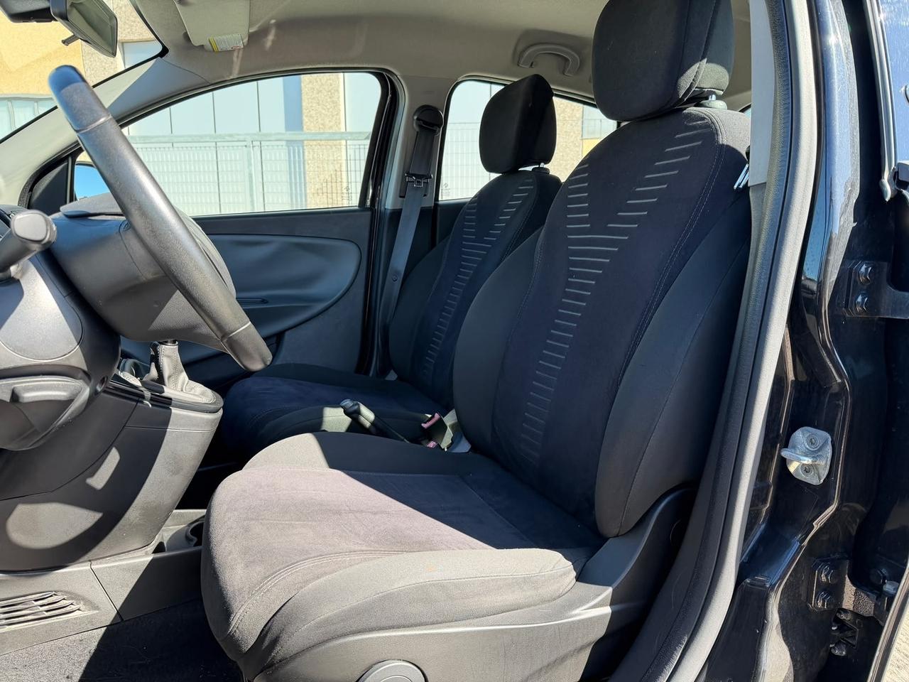 Lancia Ypsilon 99000 KM GARANZIA 12 MESI