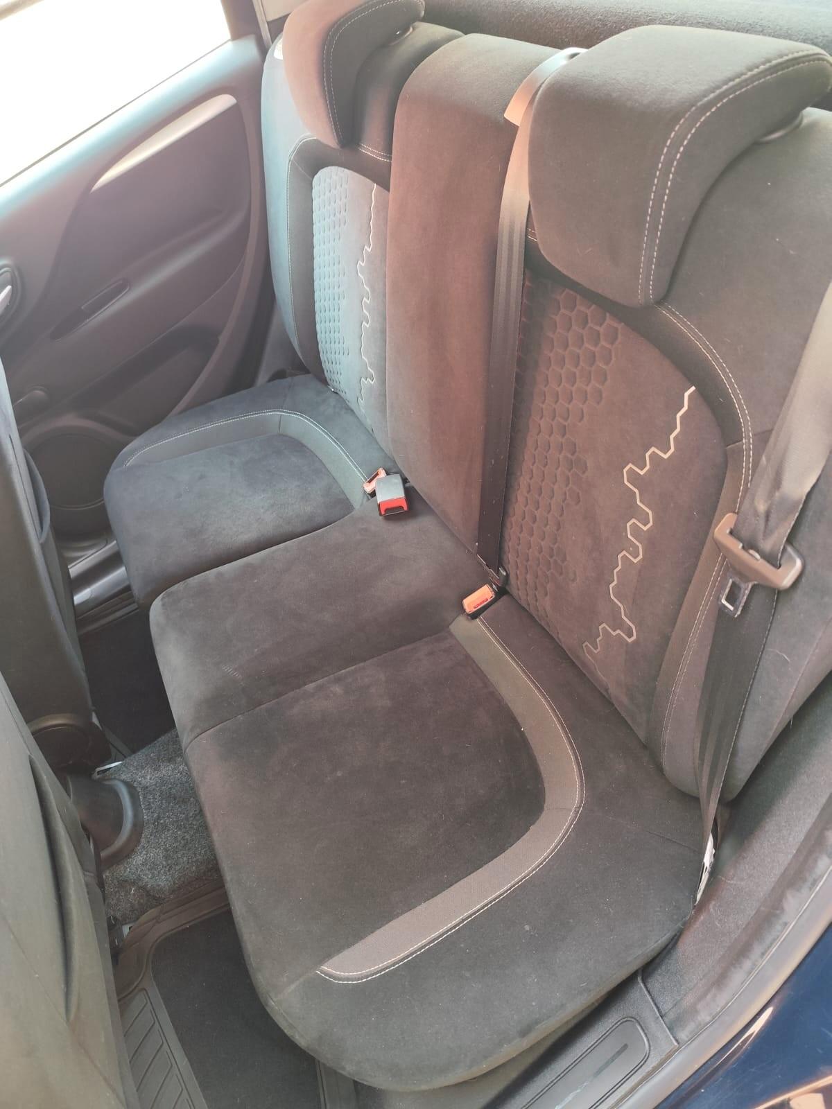 Fiat Punto 1.4 8V 5 porte Natural Power Lounge 77CV
