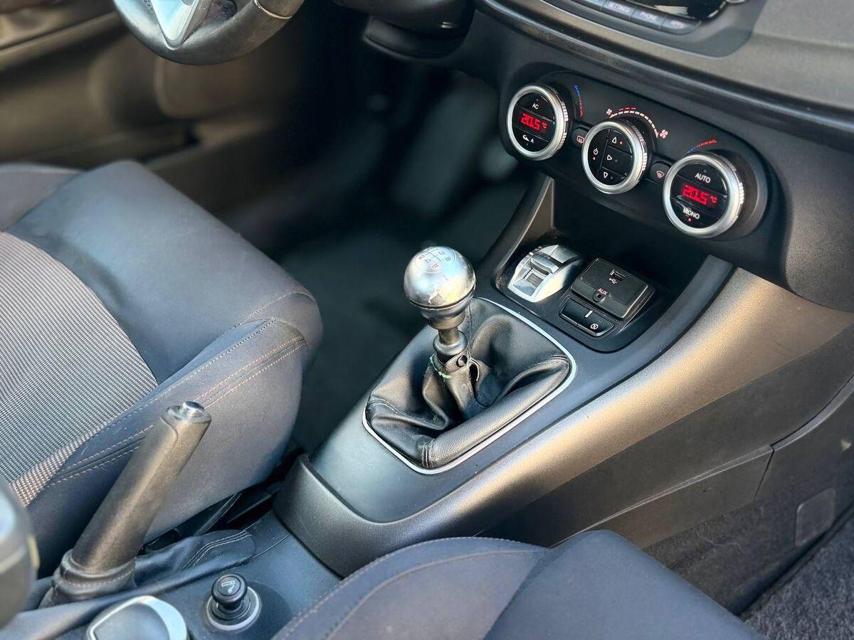 Alfa Romeo Giulietta 1.6 jtdm Distinctive E5+