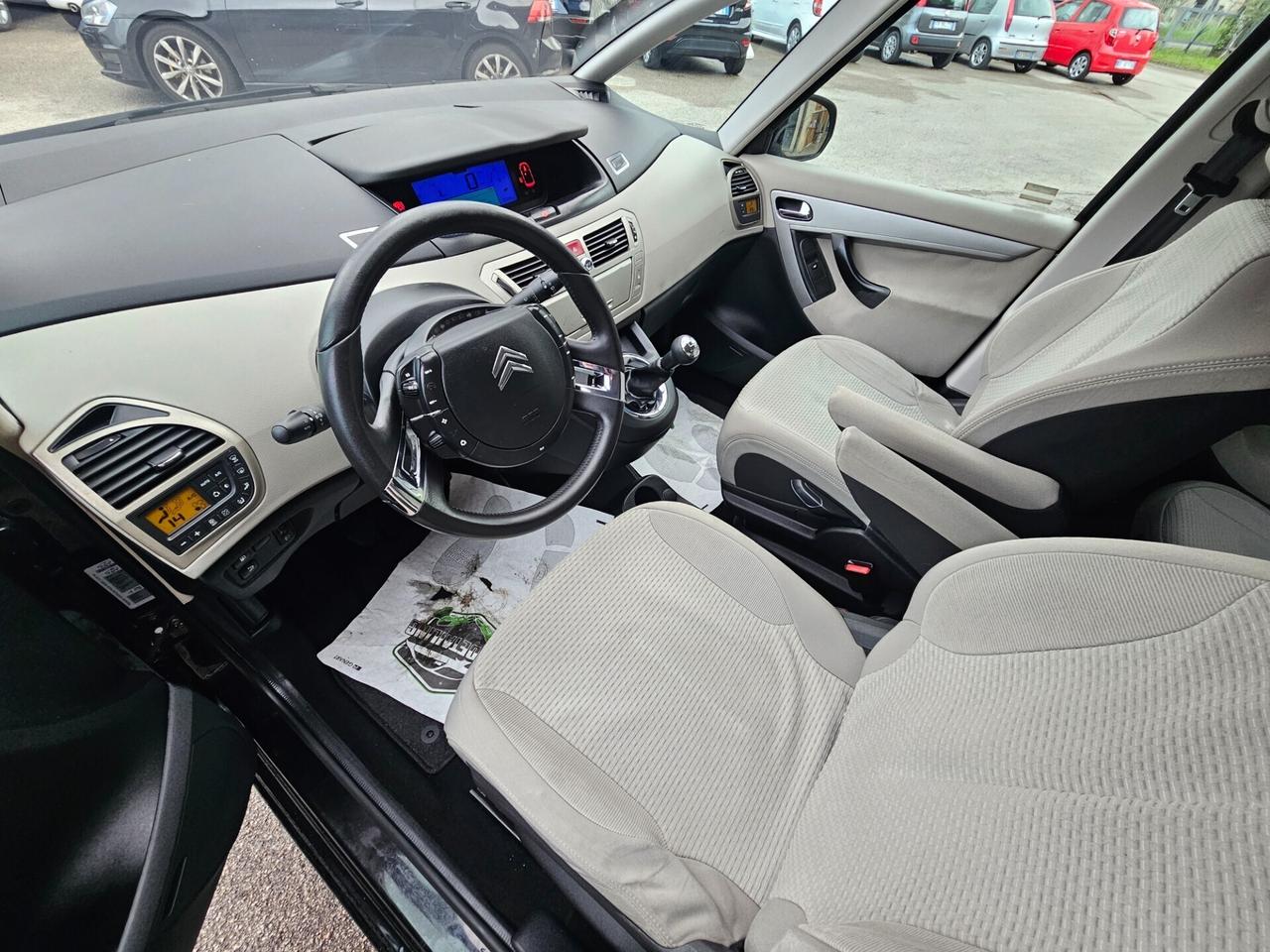 Citroen C4 Picasso 1.6 Benzia 120 cv