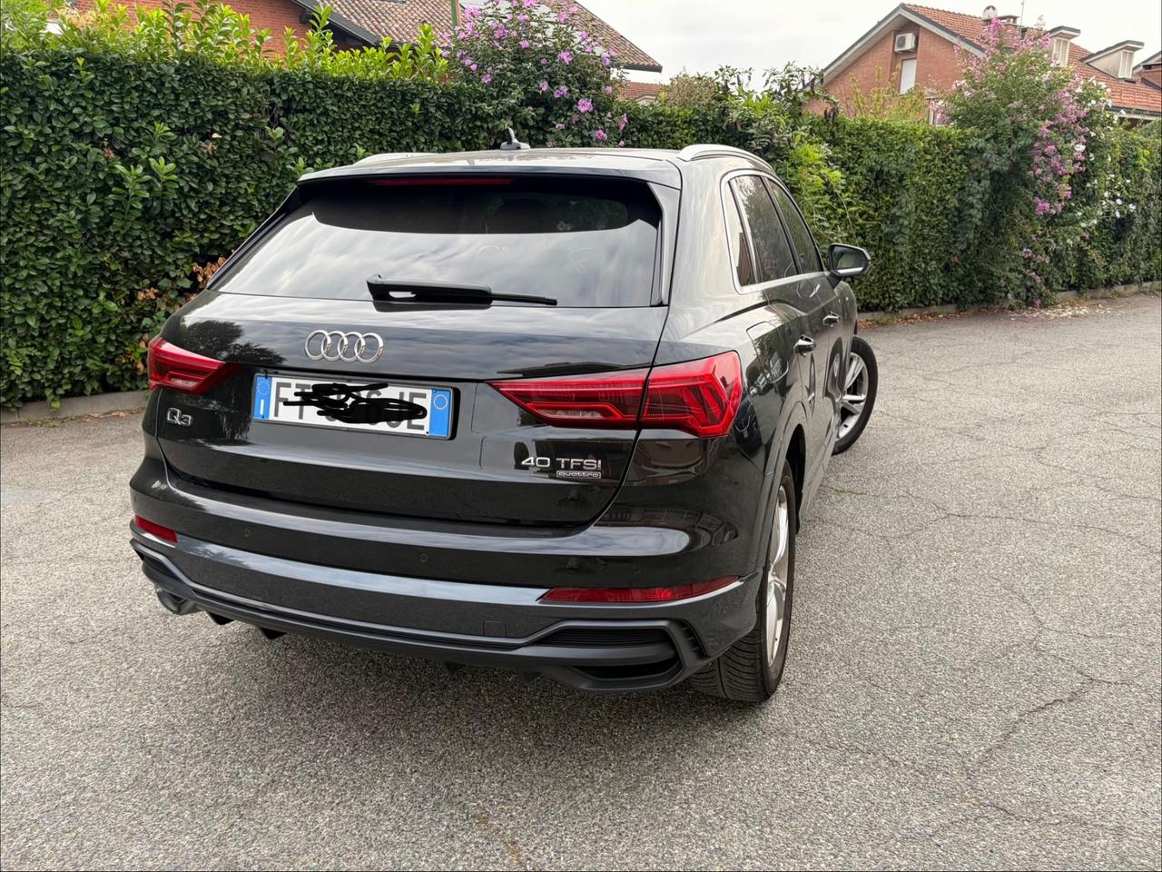 Audi Q3 40 TFSI quattro S tronic line edition