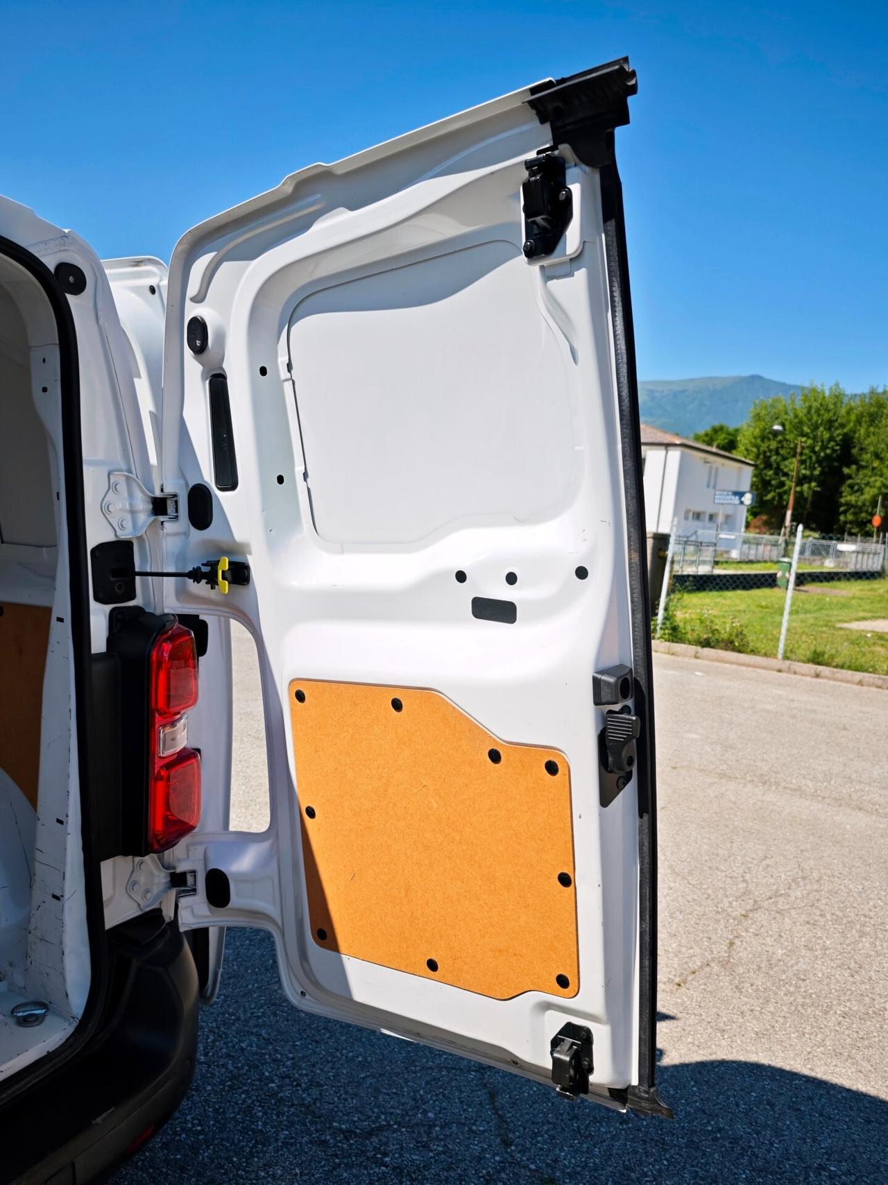 Citroen Jumpy BlueHDi 115 S&S PL-TN Furgone M Club