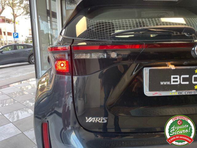 TOYOTA Yaris Cross 1.5 Hybrid E-CVT Business