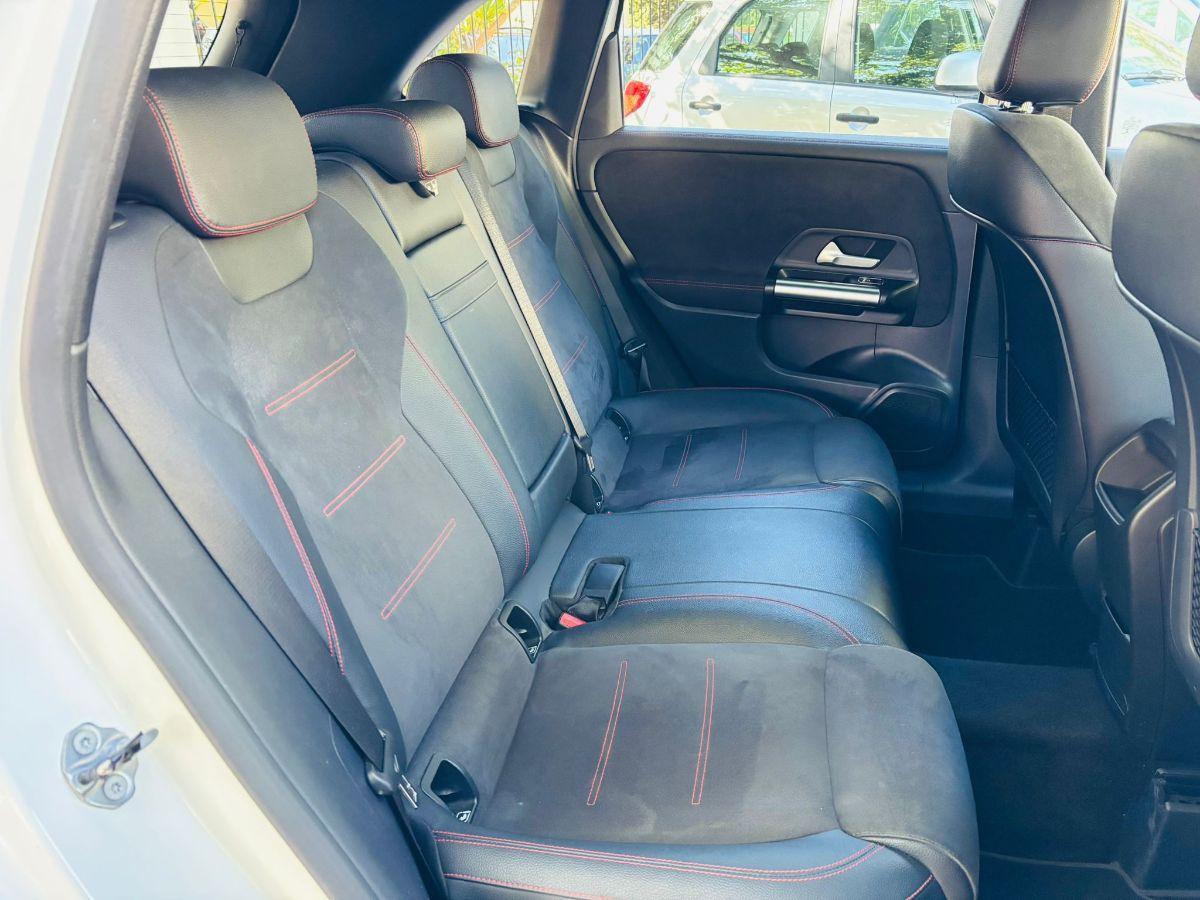 Mercedes Classe B 180d 6M Premium AMG My'20