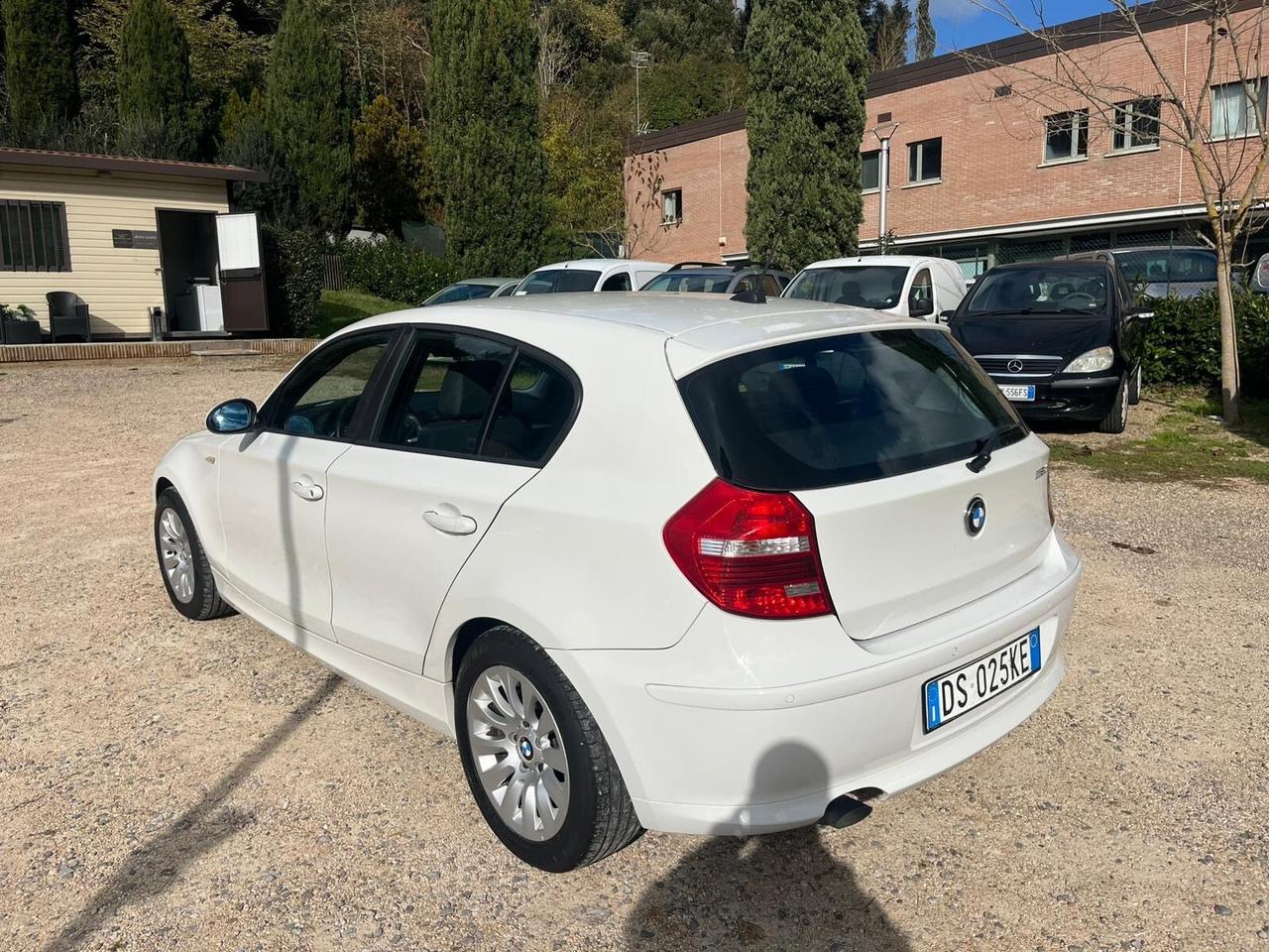 Bmw 118d - Neopatentati - Perfetta