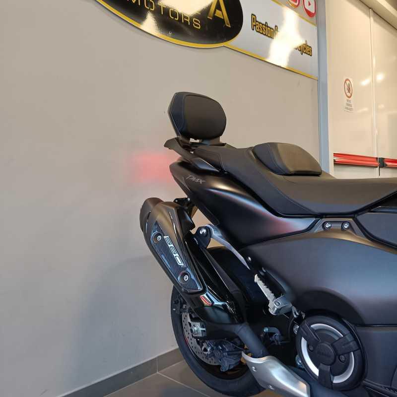 Yamaha T-Max 560 - 2024