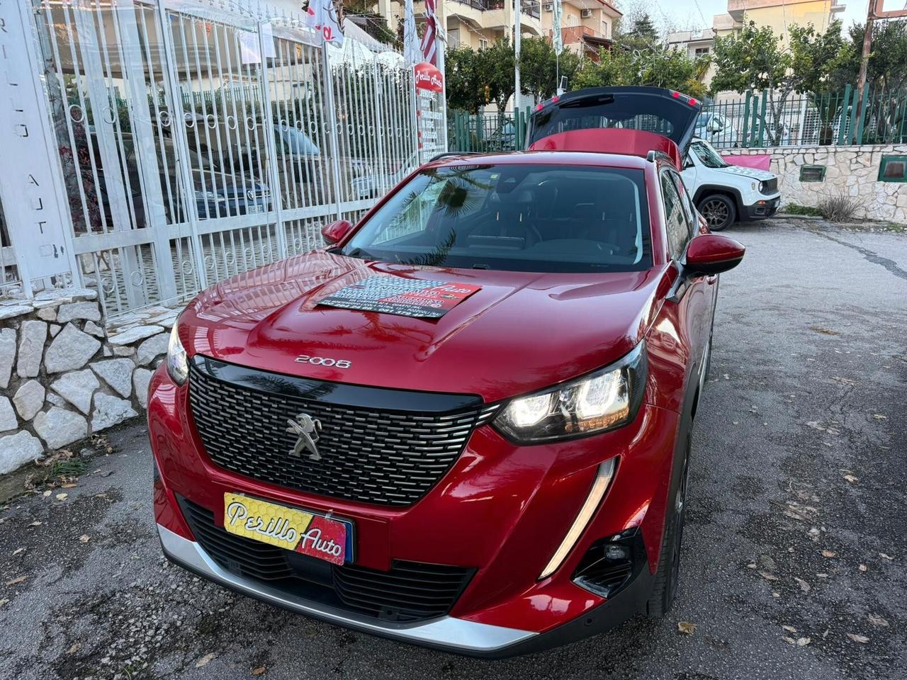 Peugeot 2008 PureTech 130 S&S EAT8 Allure