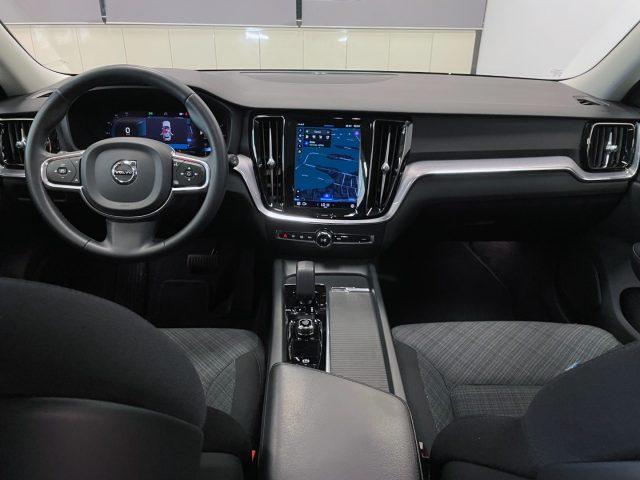 VOLVO V60 2.0 B4 CORE AUTO