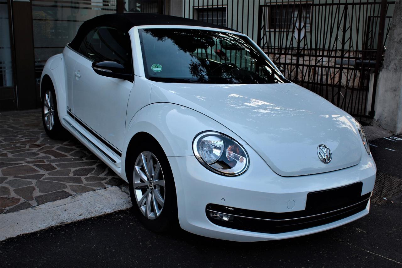 Volkswagen Maggiolino Cabrio 1.2 TSI Design Club