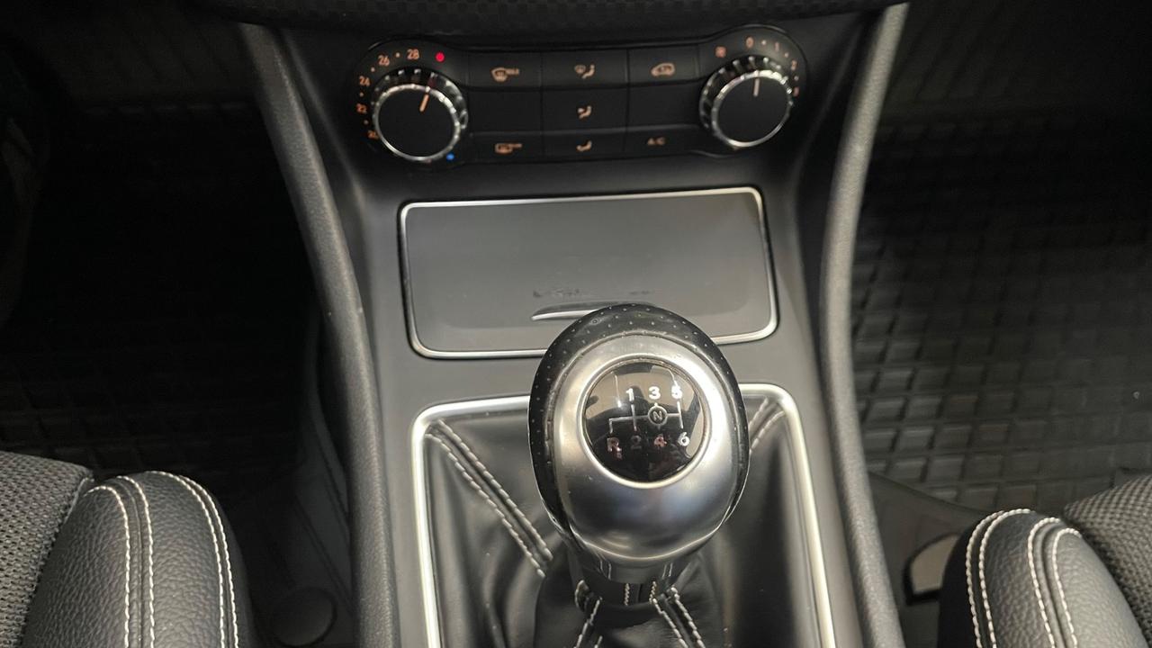 Mercedes-benz A 180 d Premium