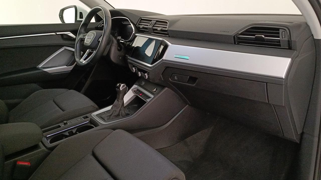AUDI Q3 II 2018 - Q3 II 2018 - Q3 45 1.4 tfsi e S Line Edition s-tronic