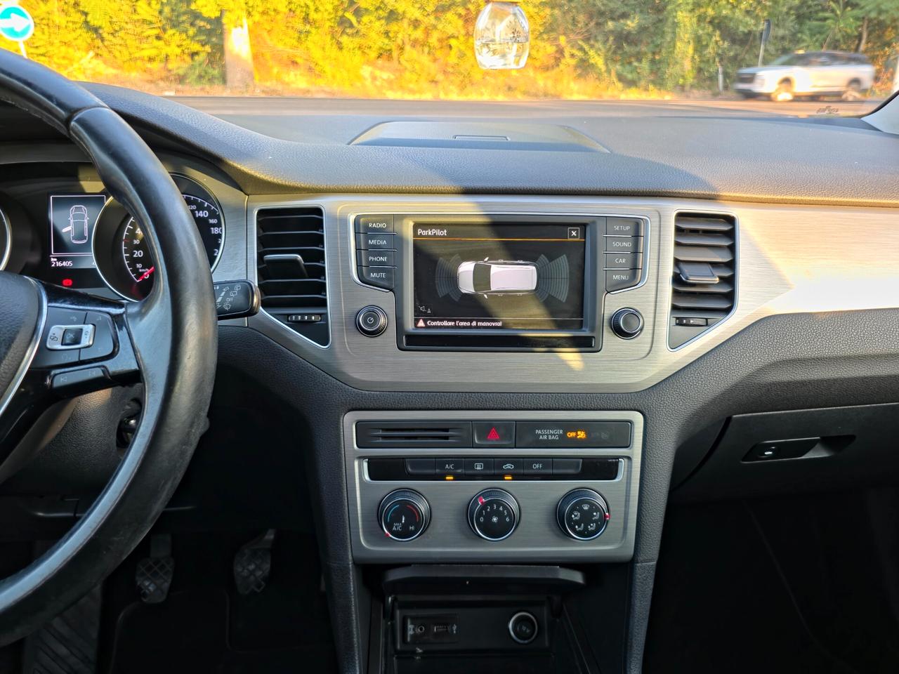 Volkswagen Golf Sportsvan 1.6 TDI 110 CV Executive BlueMotion Tech. E6 Manuale NEO 2016