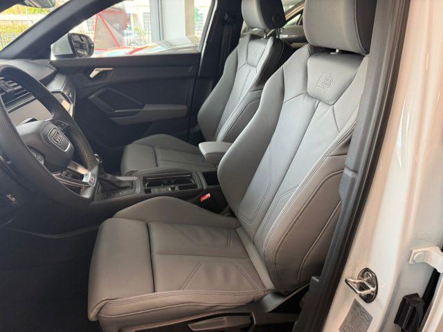 AUDI Q3 SPB 35 TDI S tronic Identity Black