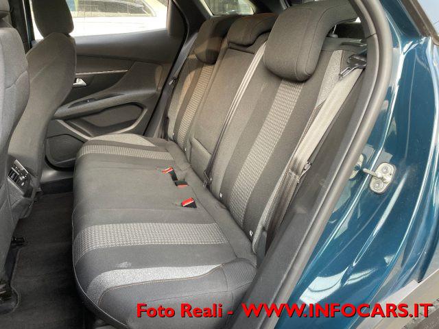 PEUGEOT 3008 BlueHDi 130 EAT8 Active Business - PROMO