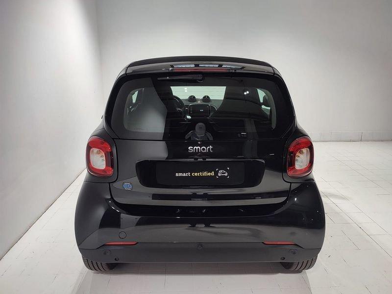 smart fortwo EQ Passion