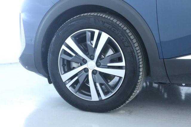PEUGEOT 3008 Hybrid 225 e-EAT8 Allure Pack