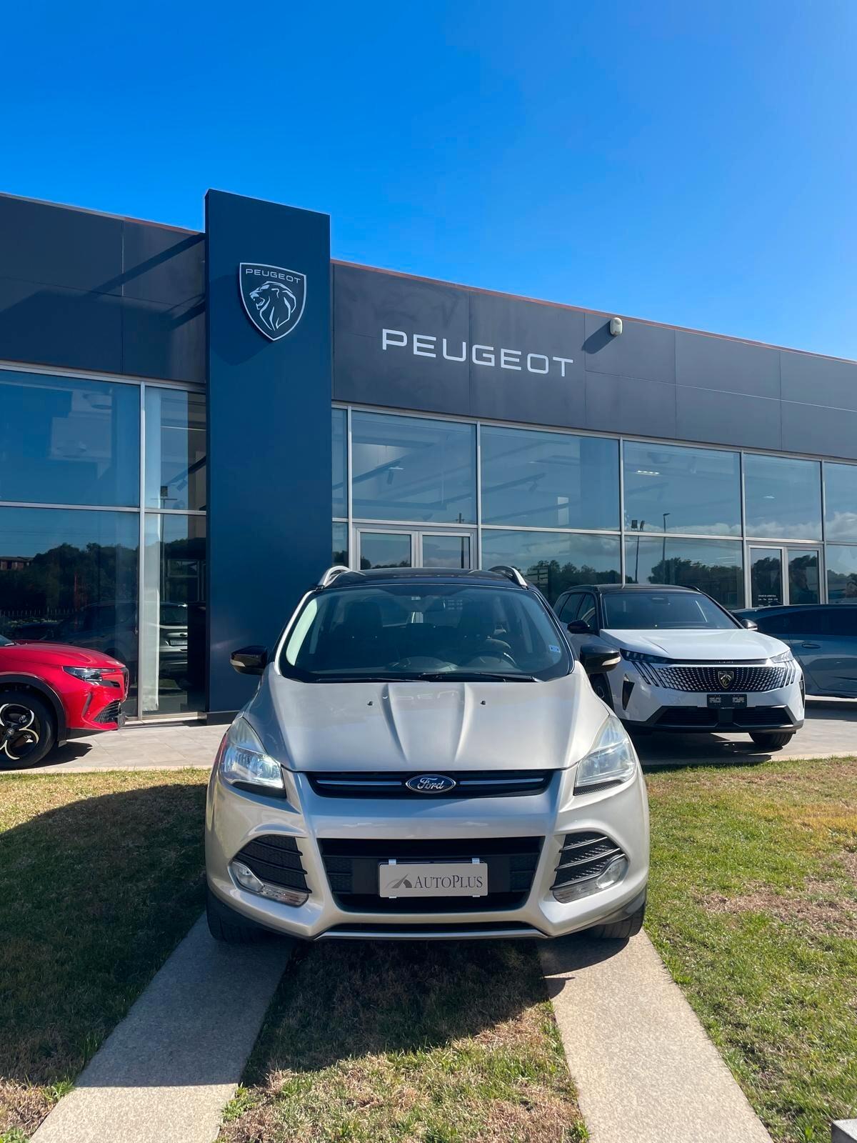 Ford Kuga 2.0 TDCI 140 CV 2WD Titanium