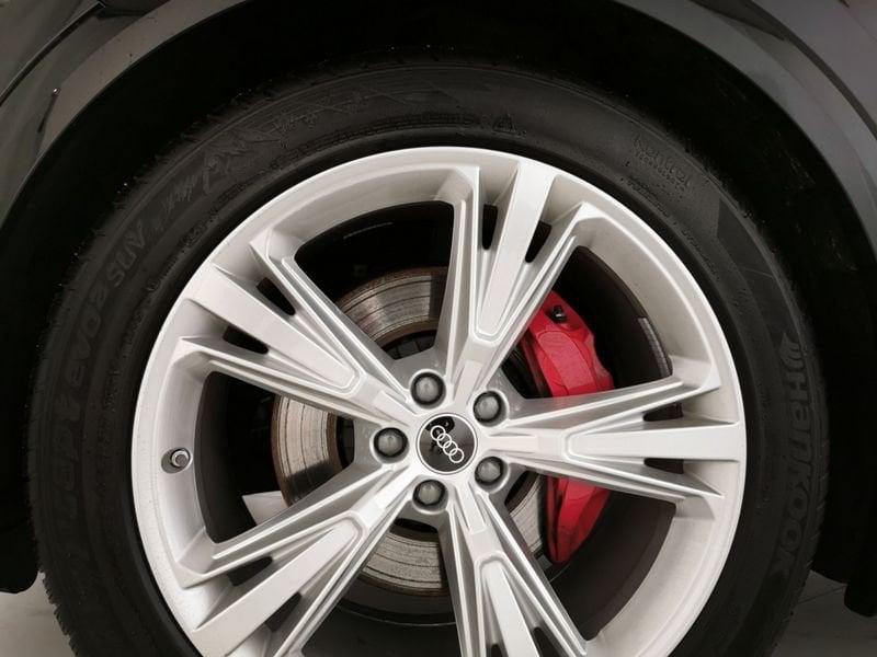 Audi Q8 3.0 tdi mhev S line edition quattro 286cv tiptronic