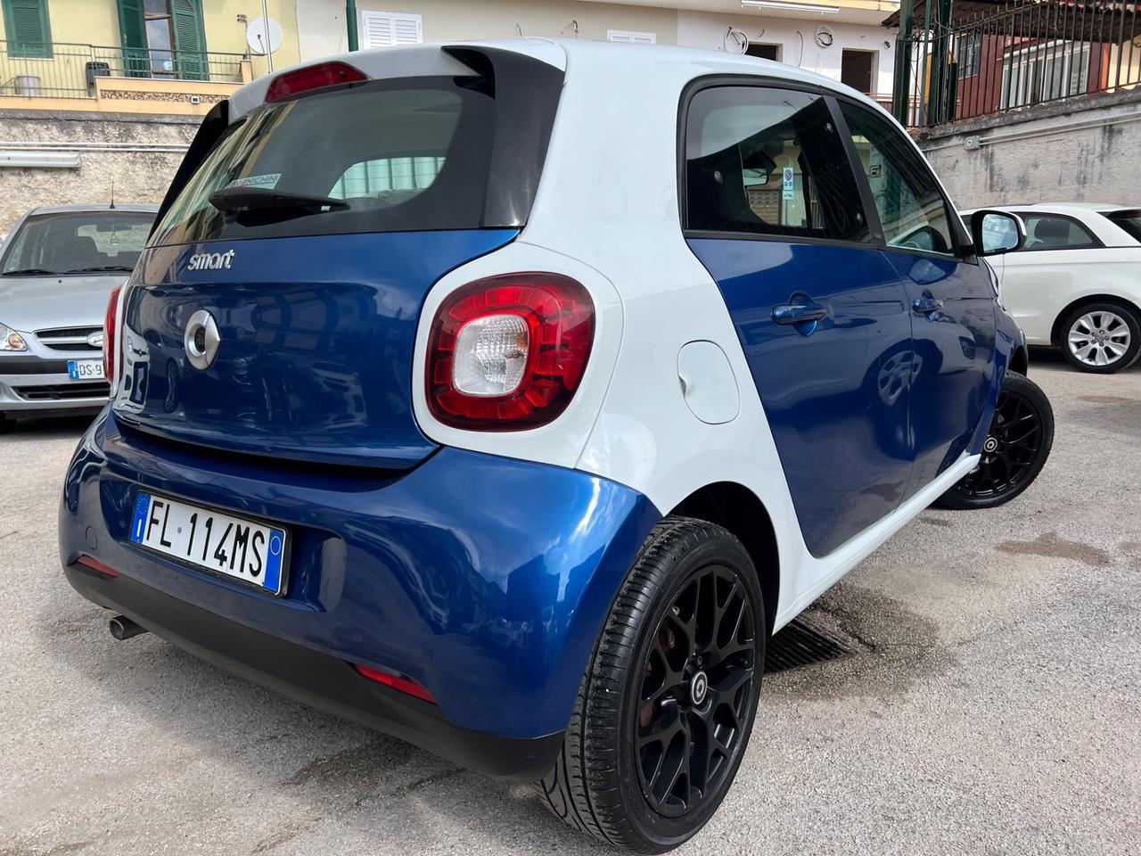 Smart ForFour 70 1.0 Proxy Automatica