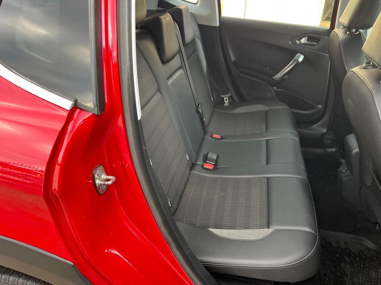 Peugeot 2008-1.5 blue hdi-allure-km 78000-2019