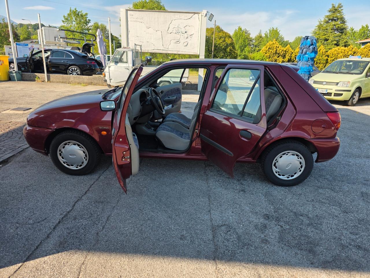 Ford Fiesta 1.2i 16V cat 5 porte Ghia con 150.000km Unicoproprietario