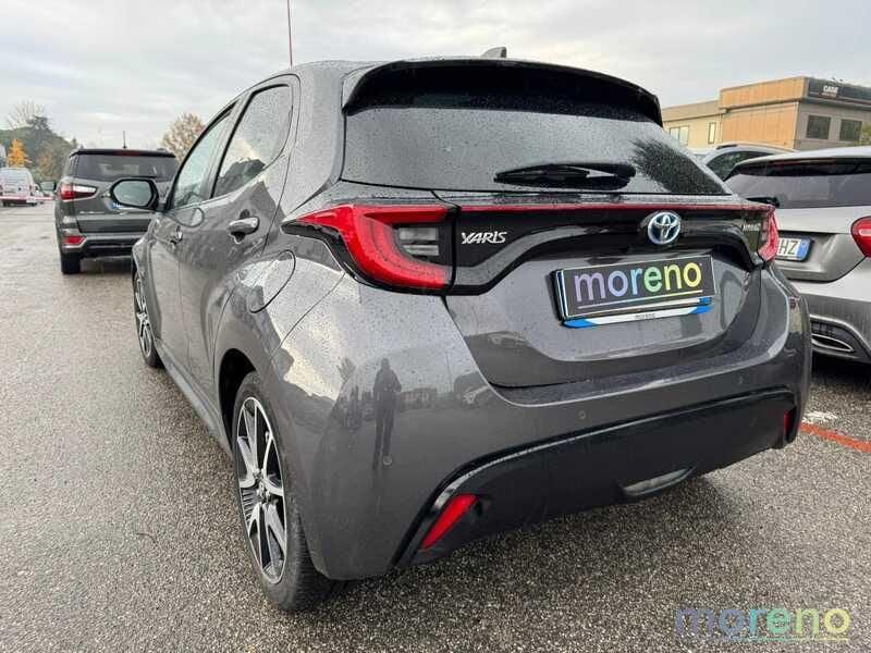 Toyota Yaris 1.5h Lounge