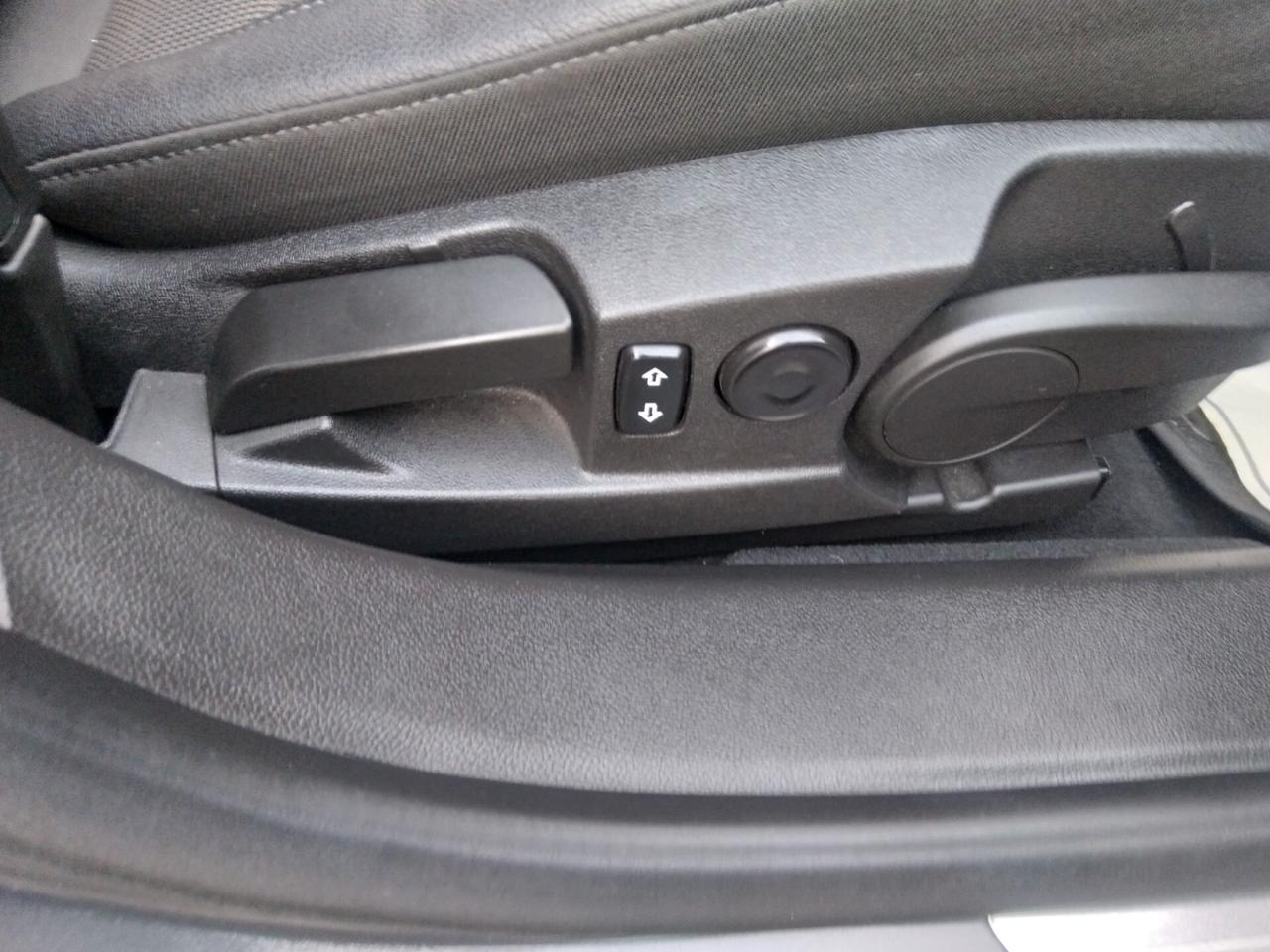 Opel Insignia 2.0 CDTI 160CV Sports Tourer Cosmo top di gamma