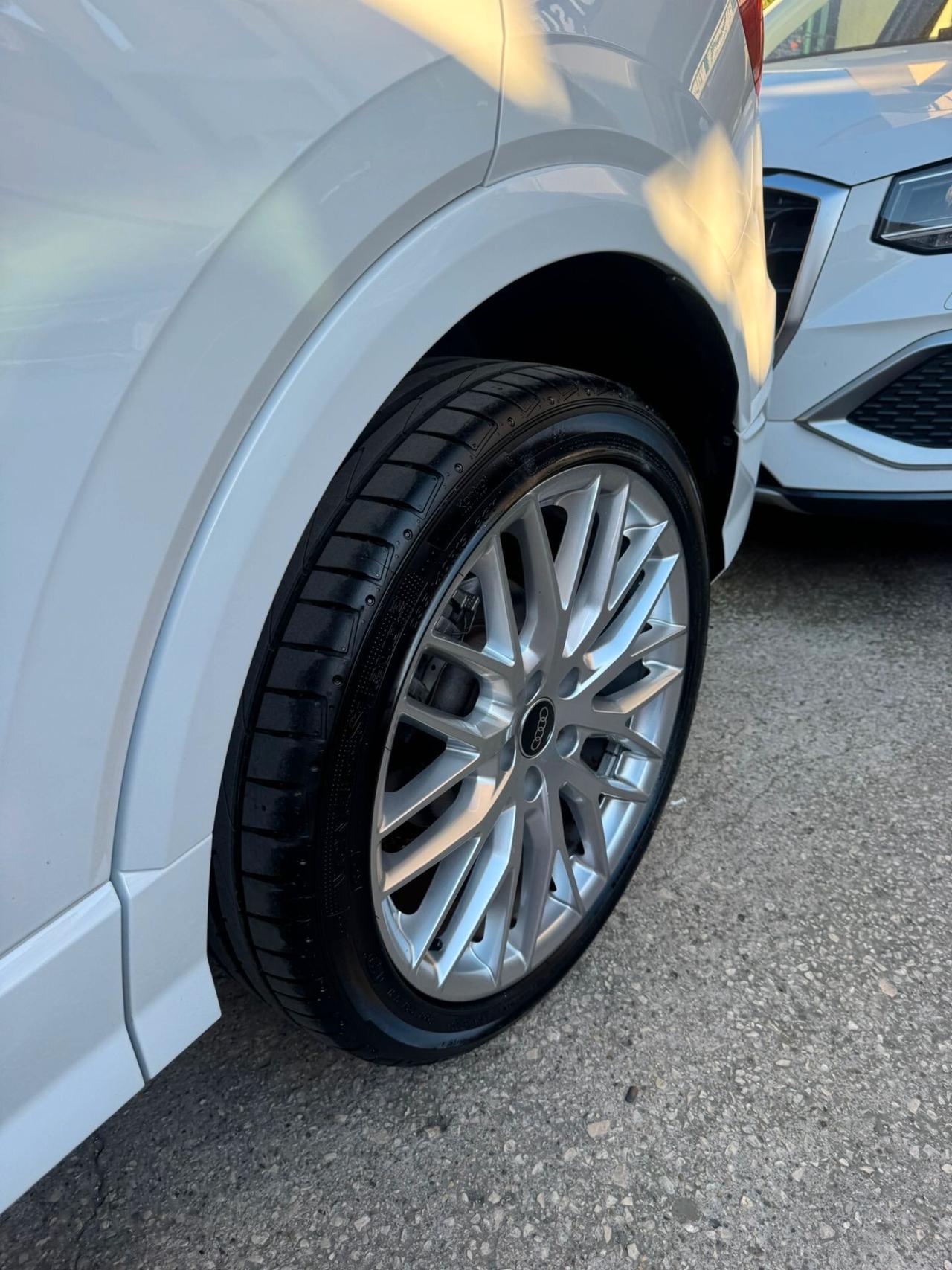 Audi Q2 30 TDI S tronic line Edition