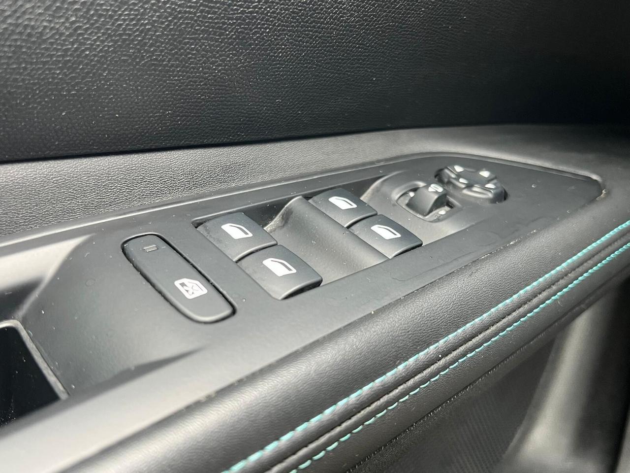 Peugeot 5008 HDi 7 posti 130 EAT8 Allure Pack