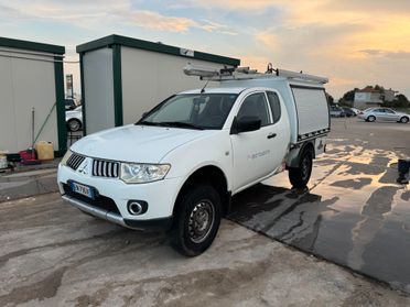 Mitsubishi L200 2.5 DI-D/136CV Club Cab Invite DPF