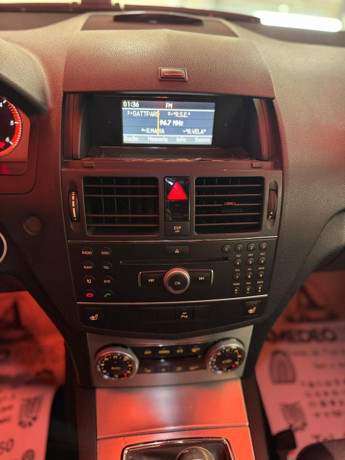 Mercedes-benz C 220 200 CDI BlueEFFICIENCY Avantgarde