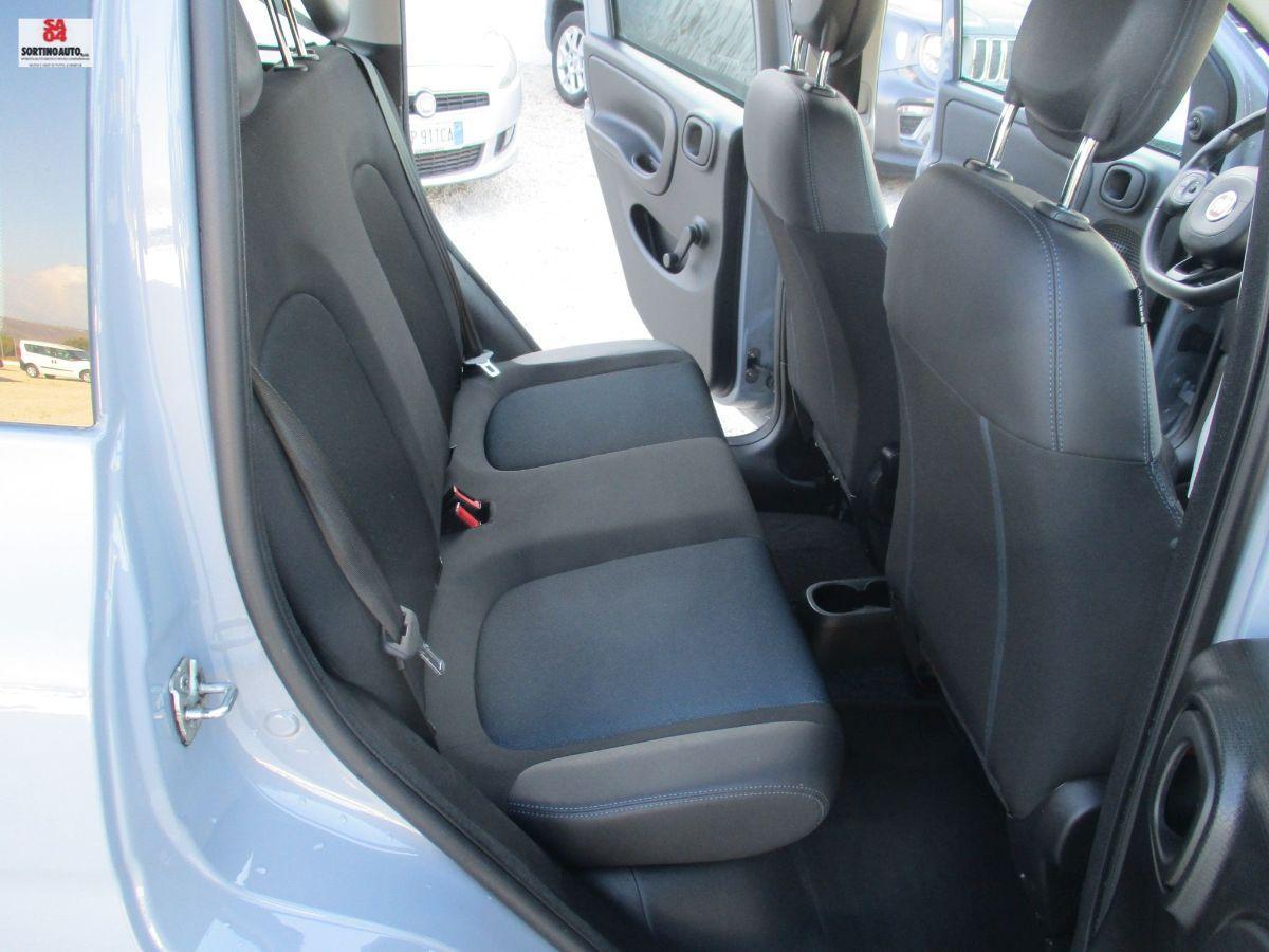 FIAT Panda 1.0 S&S Hybrid cross Launch Ed.KM45000