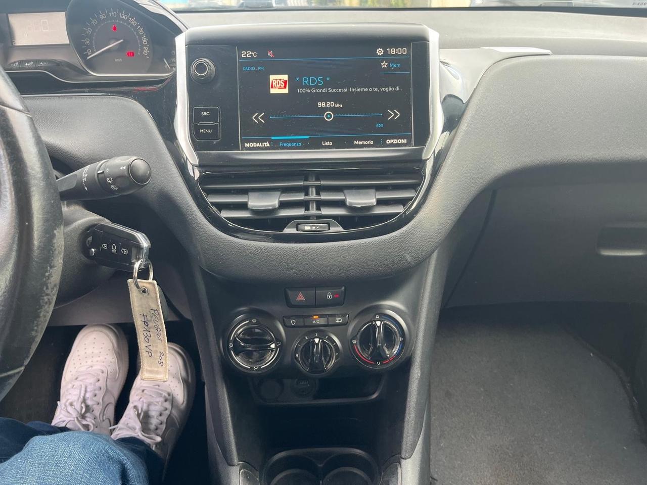 Peugeot 208 PureTech 82 5 porte Allure
