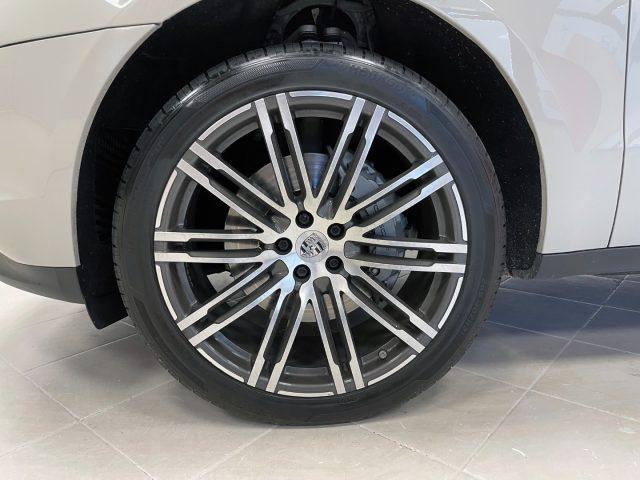PORSCHE Macan 3.0 S