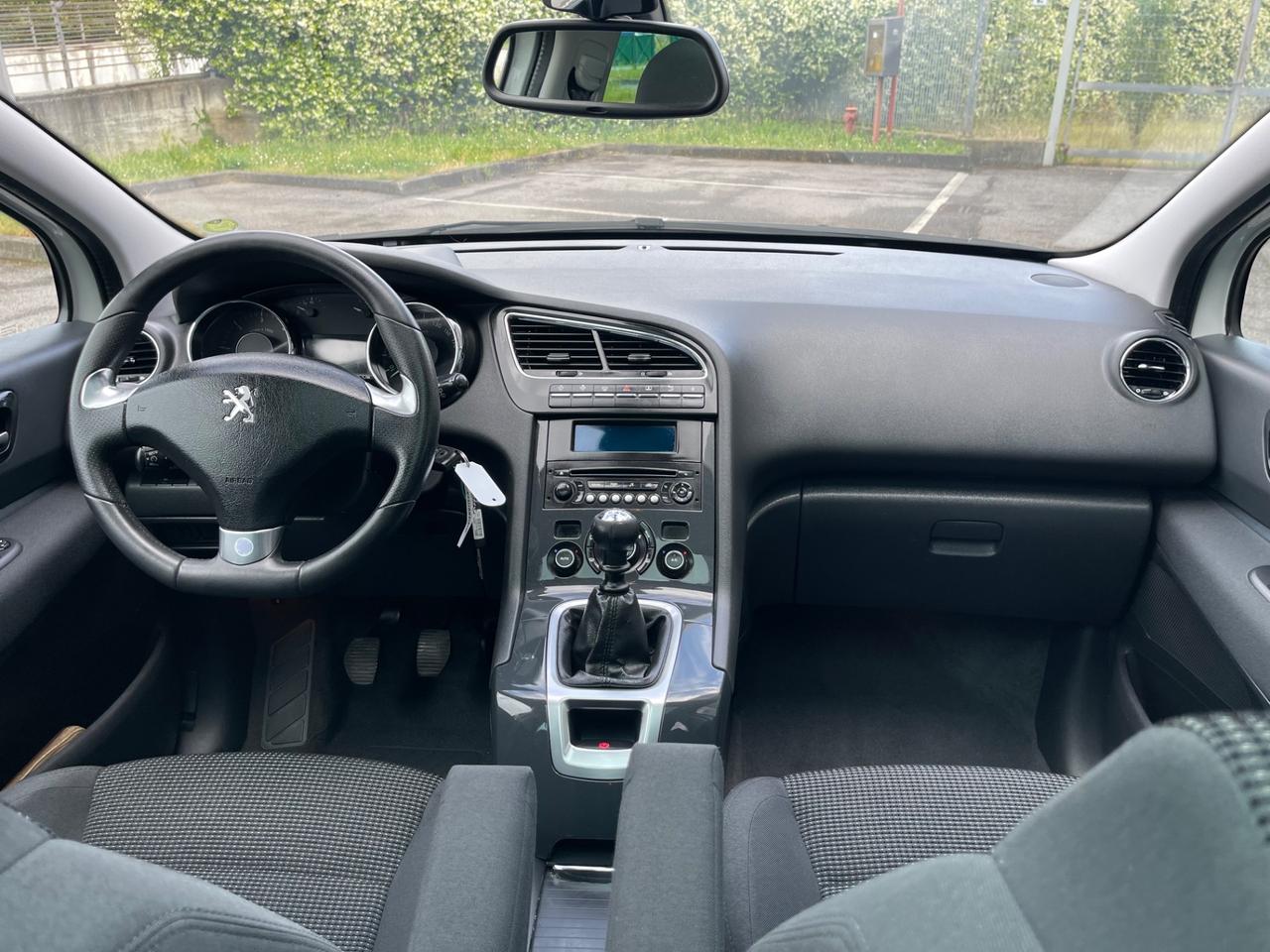 Peugeot 5008 BlueHDi 120 S&S Allure