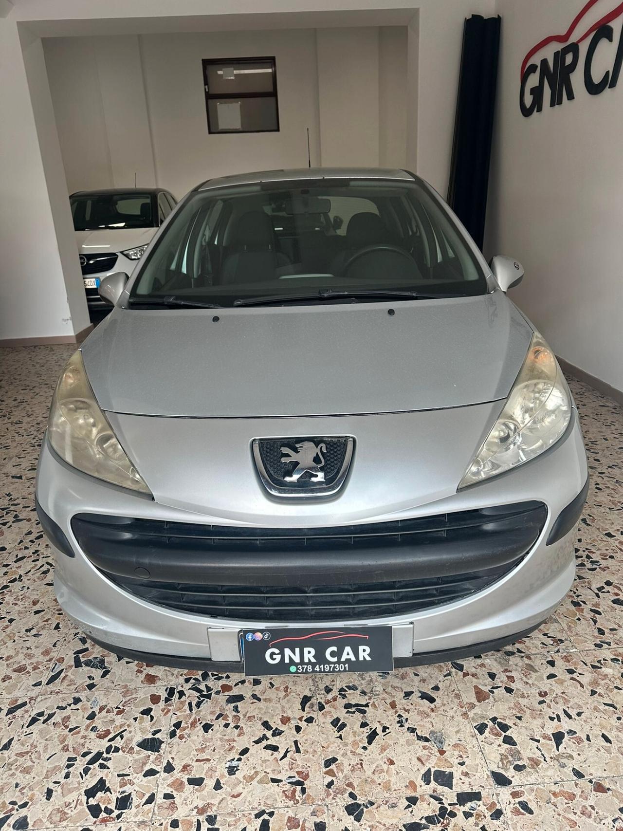 Peugeot 207 1.4 HDi 70CV 5p. Energie