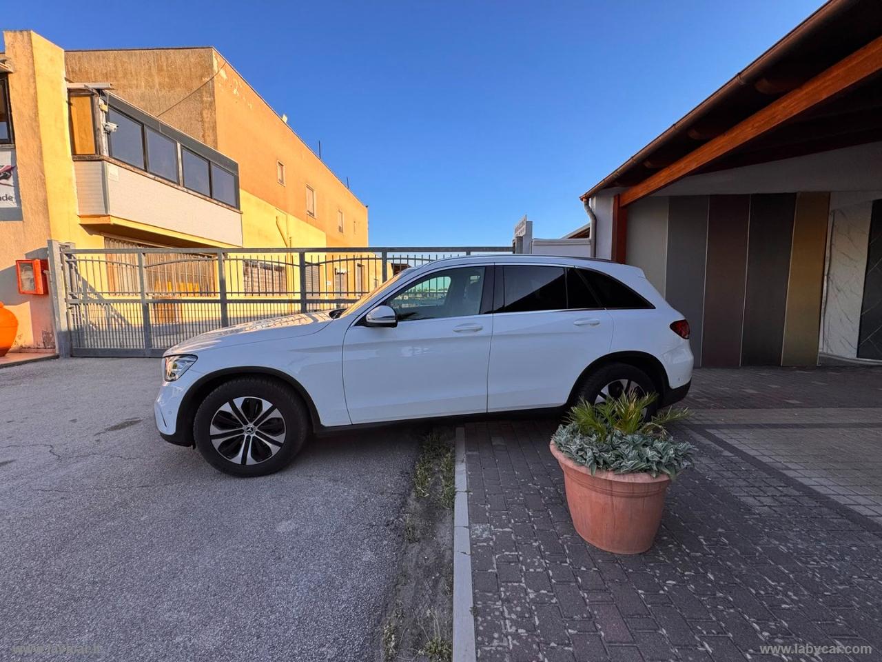 MERCEDES-BENZ GLC 200 d 4Matic Premium