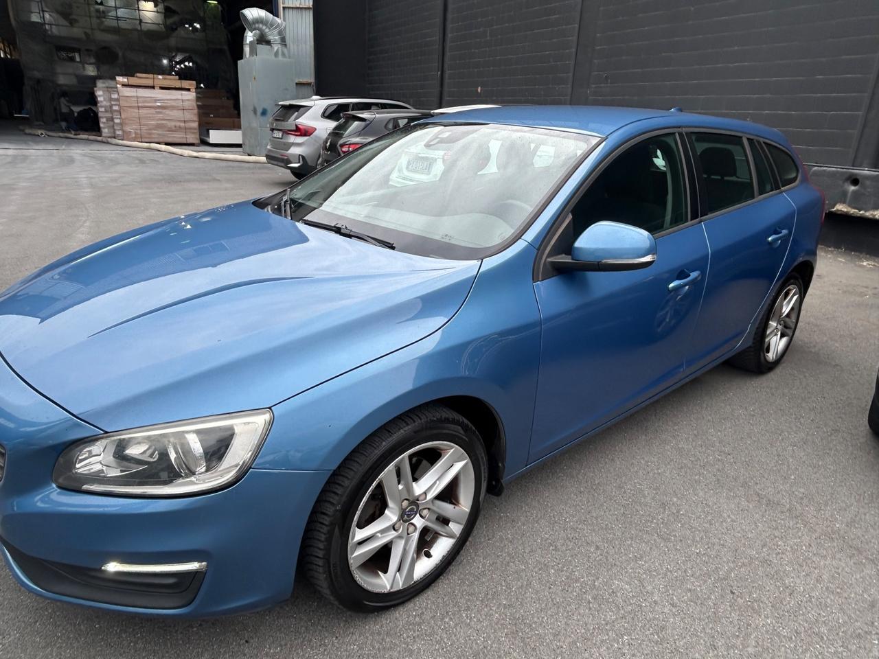 Volvo V60 D2 Geartronic Summum