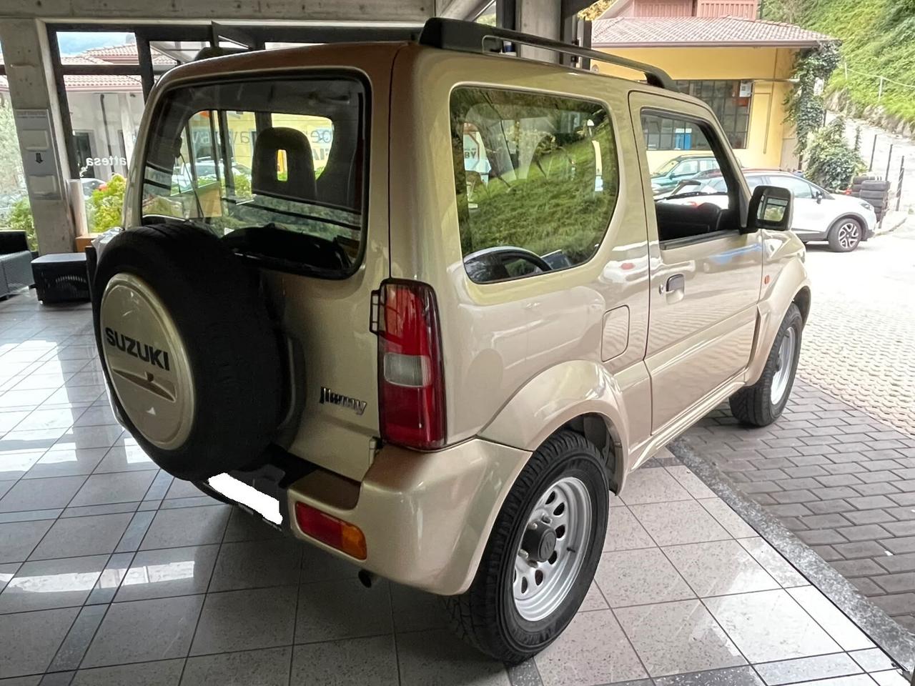 Suzuki Jimny 1.3i 16V cat 4WD JLX