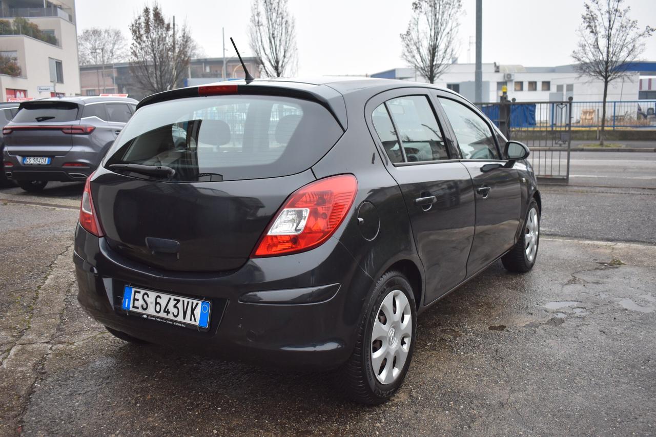 Opel Corsa 1.0 Benz 5p