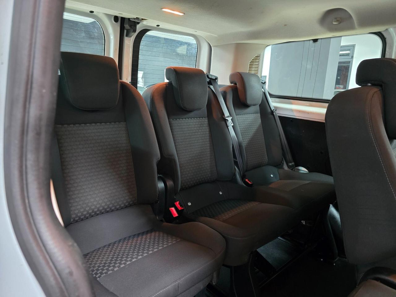 Ford Transit 2.0TDCi EcoBlue 130CV Furgone 9 Posti