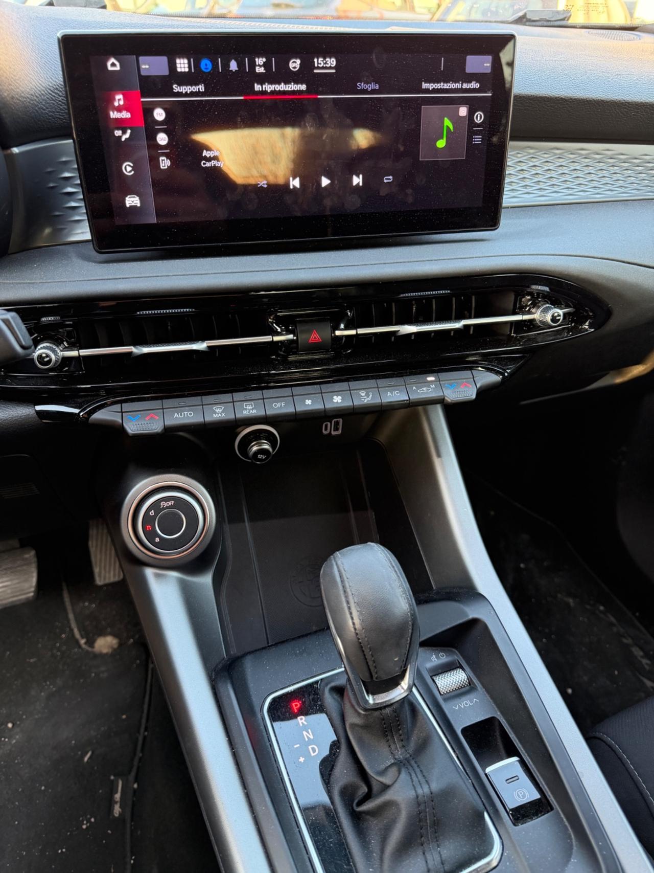 Alfa Romeo Tonale 1.5 130 CV MHEV TCT7 Veloce